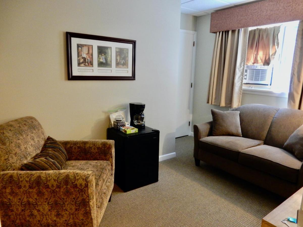 Garden Grove Retreat & Lodging Near Pictured Rocks, Fayette, Trails 외부 사진