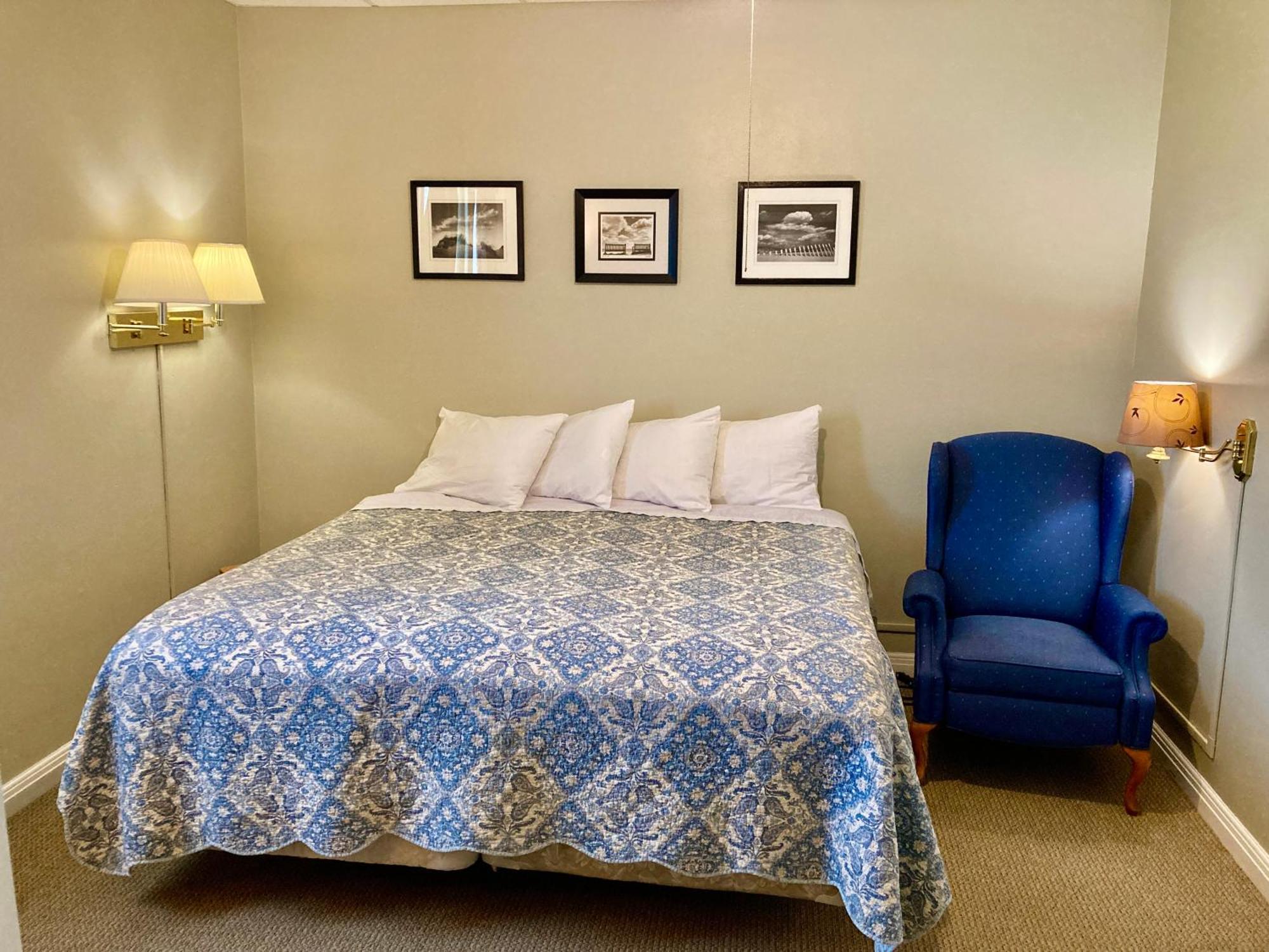 Garden Grove Retreat & Lodging Near Pictured Rocks, Fayette, Trails 외부 사진
