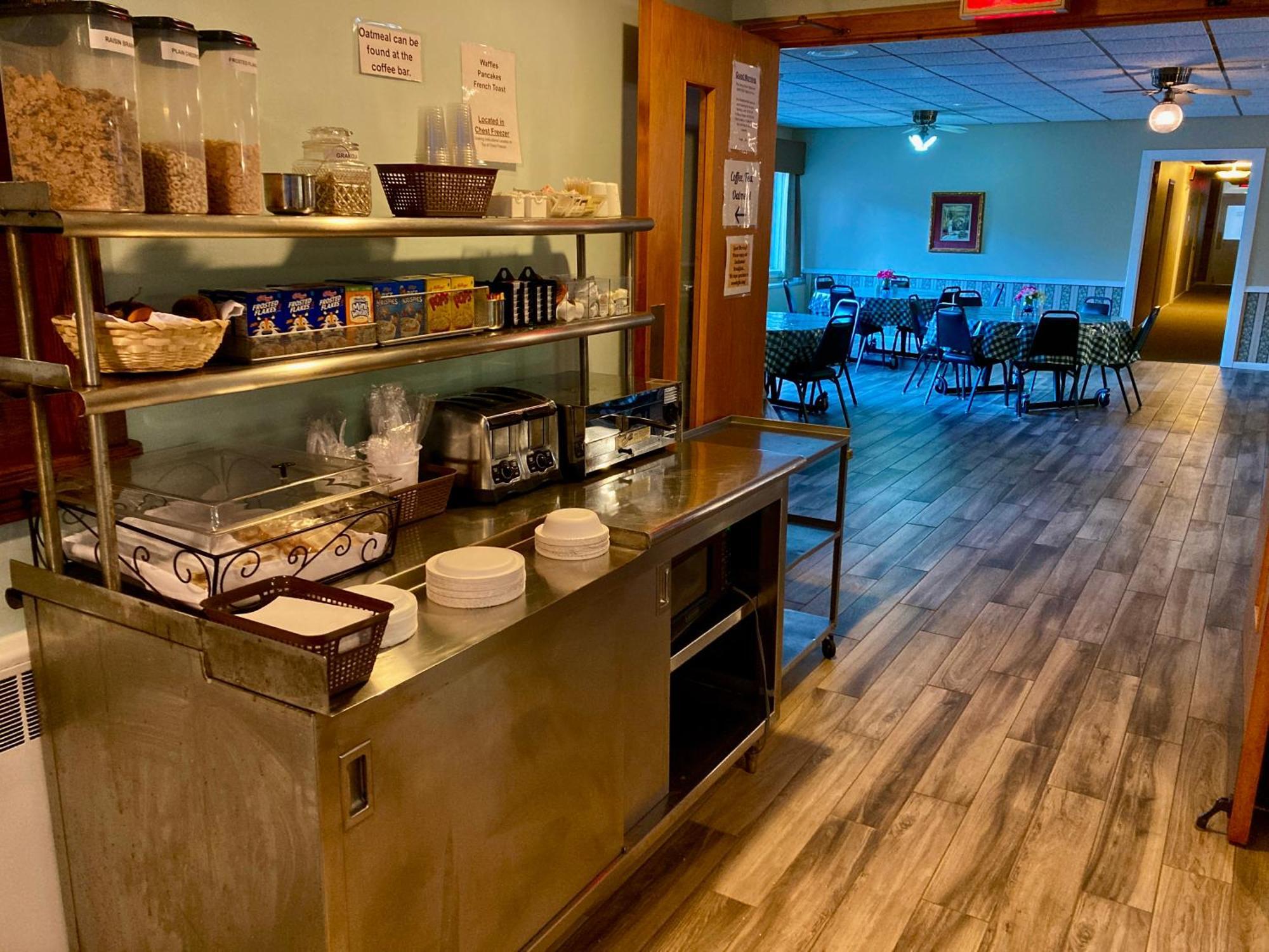 Garden Grove Retreat & Lodging Near Pictured Rocks, Fayette, Trails 외부 사진