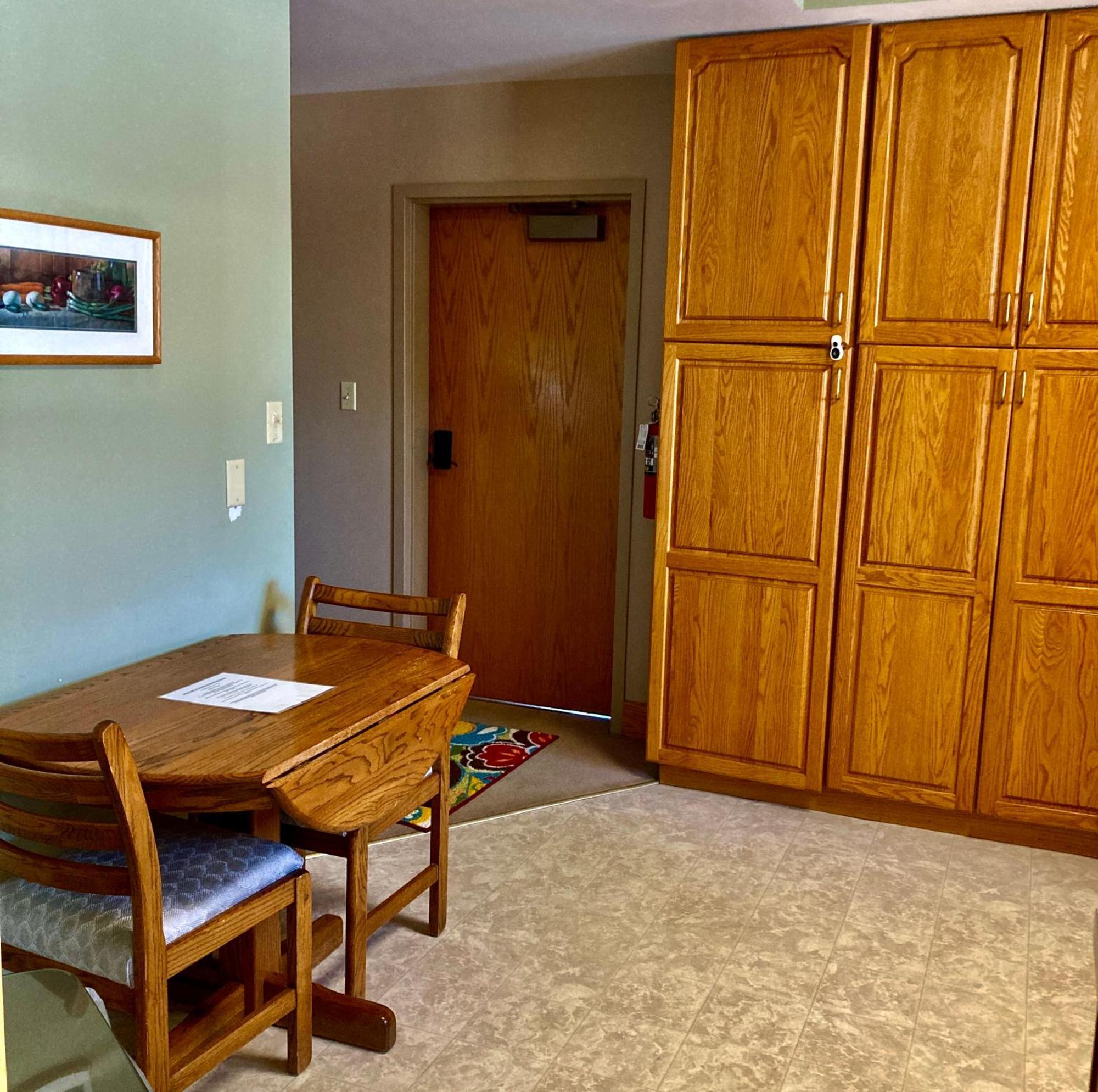 Garden Grove Retreat & Lodging Near Pictured Rocks, Fayette, Trails 외부 사진