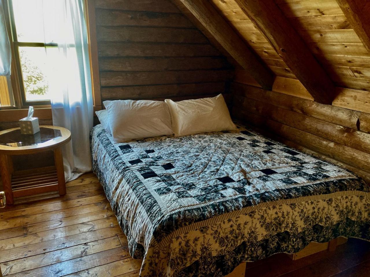 Garden Grove Retreat & Lodging Near Pictured Rocks, Fayette, Trails 외부 사진