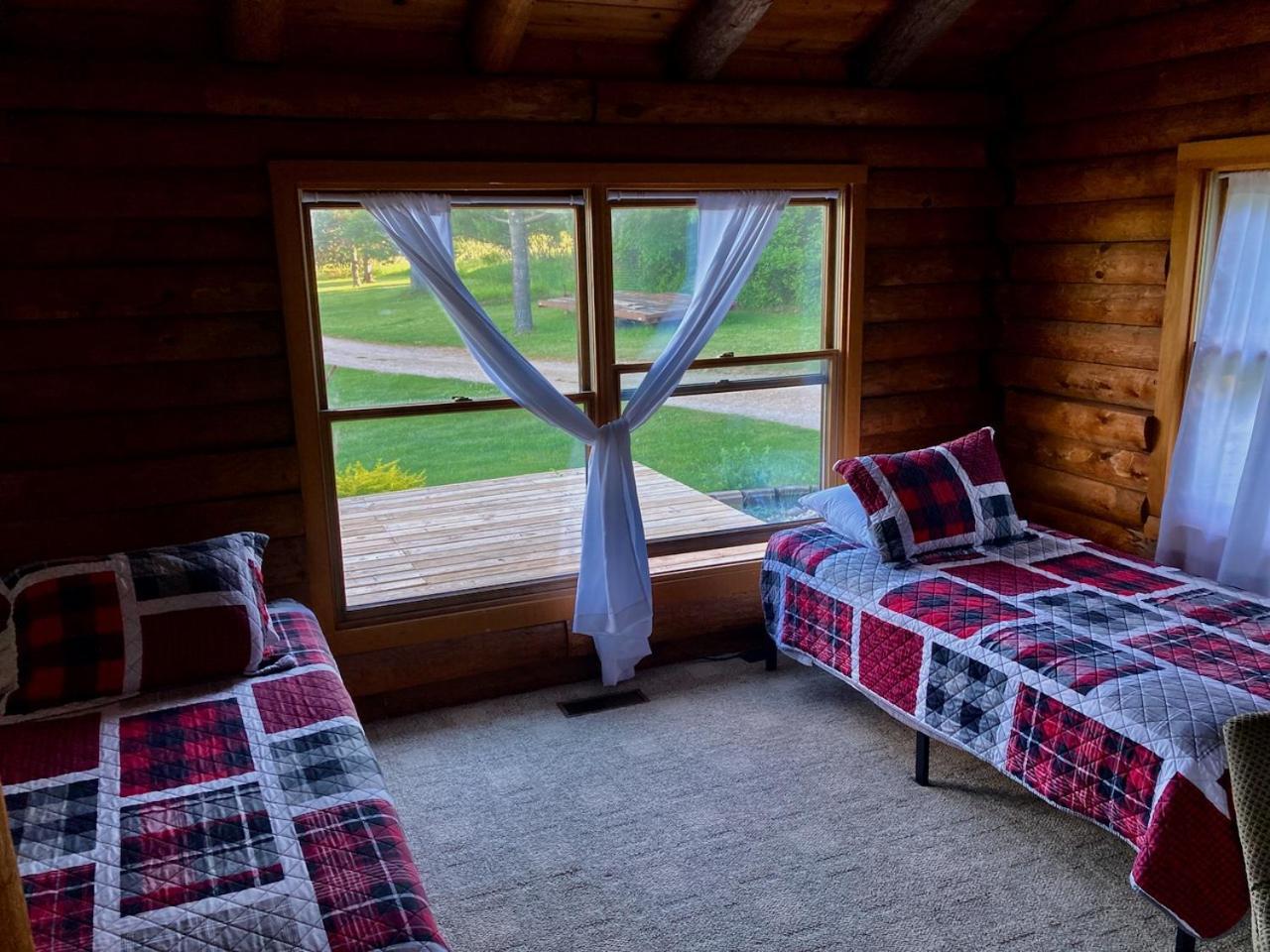 Garden Grove Retreat & Lodging Near Pictured Rocks, Fayette, Trails 외부 사진