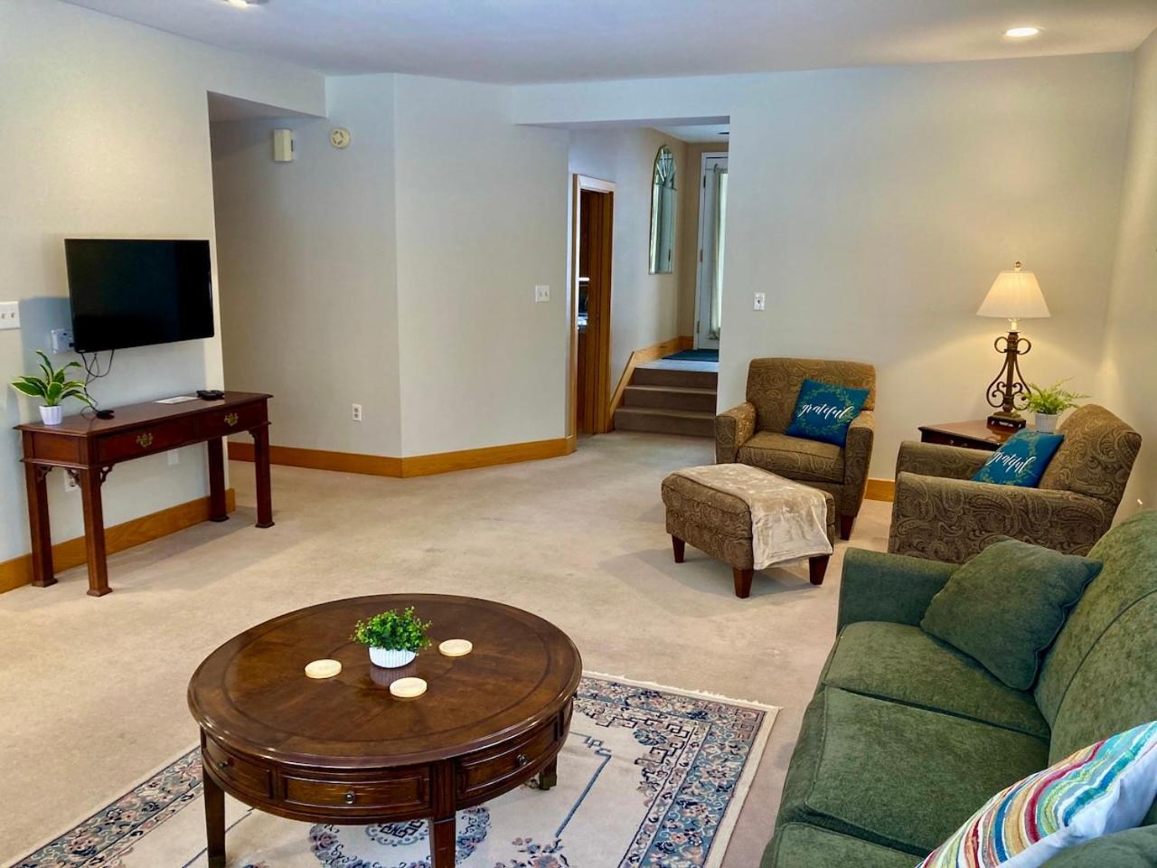 Garden Grove Retreat & Lodging Near Pictured Rocks, Fayette, Trails 외부 사진